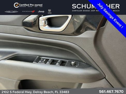 Used 2022 Jeep Compass Latitude FWD image 23