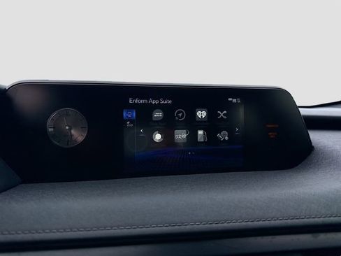 Used 2019 Lexus UX 200 w/ Premium Package FWD image 15
