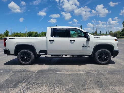 Used 2026 Chevrolet Silverado 2500 LTZ w/ LTZ Plus Package AWD/4WD image 4