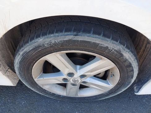 Used 2012 Toyota Camry SE FWD image 7