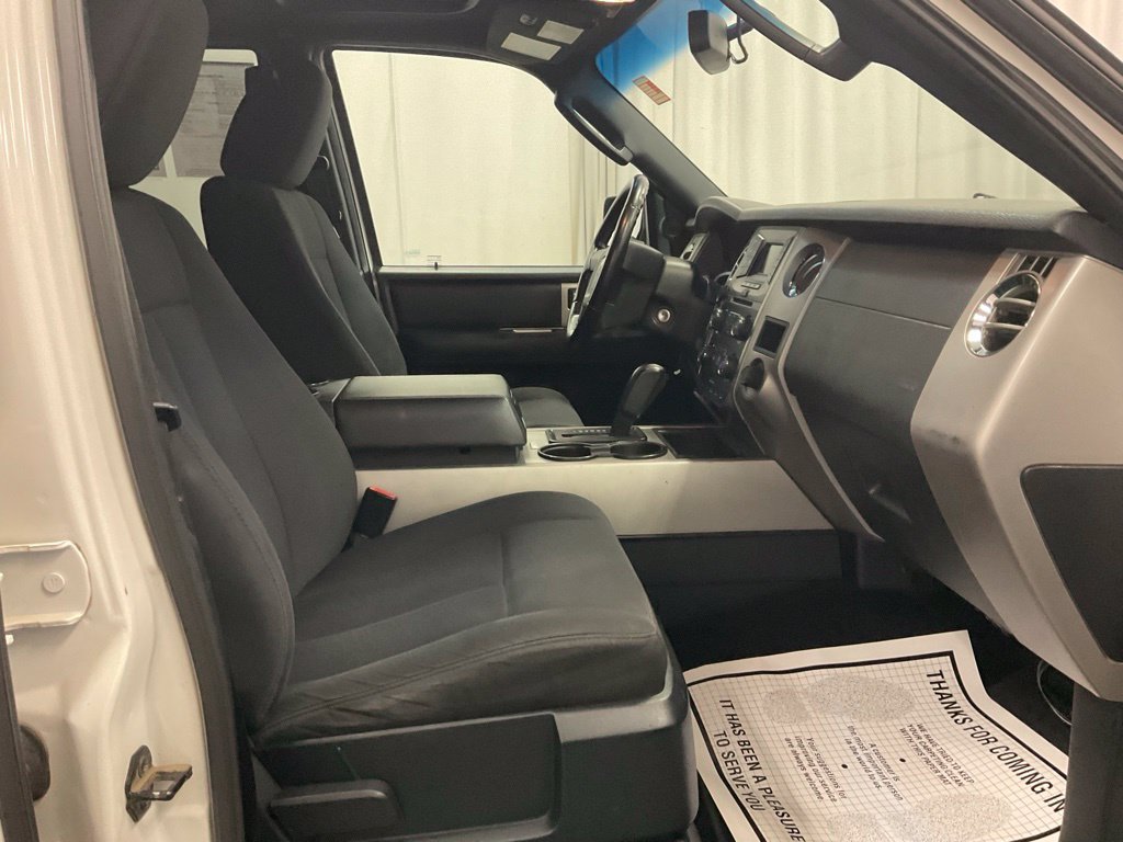 Used 2017 Ford Expedition EL XLT AWD/4WD image 28
