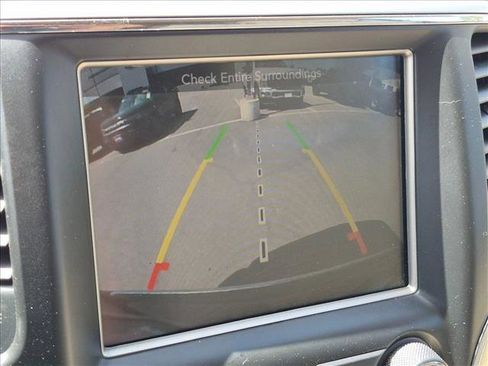Used 2014 Jeep Grand Cherokee Overland AWD/4WD image 12