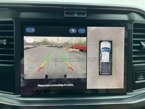 New 2026 Ford F250 Lariat w/ Chrome Package image 24