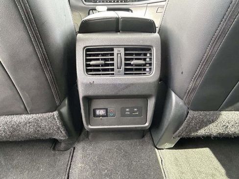 Used 2023 Nissan Rogue SL w/ SL Premium Package image 11