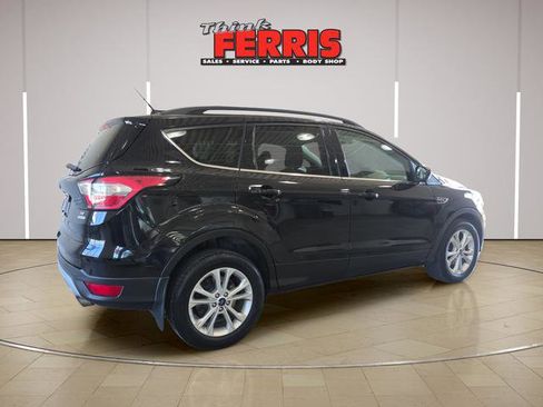 Used 2018 Ford Escape SE FWD image 5