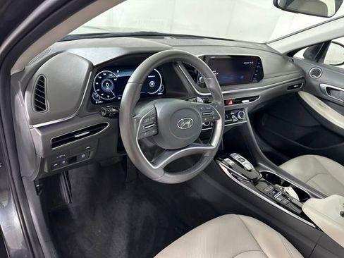 Used 2023 Hyundai Sonata Limited FWD image 13