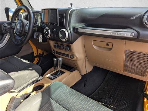 Used 2012 Jeep Wrangler Rubicon w/ Dual Top Group image 22