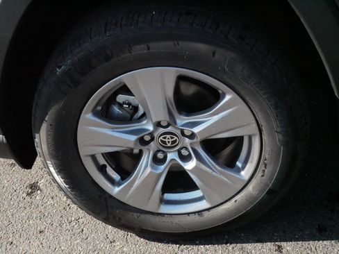 Certified 2025 Toyota RAV4 XLE image 15