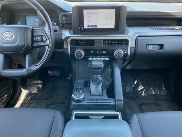 Certified 2024 Toyota Tacoma SR5 AWD/4WD image 11