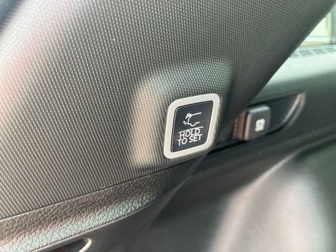 New 2026 Jeep Grand Cherokee Limited w/ Limited Altitude Package AWD/4WD image 28