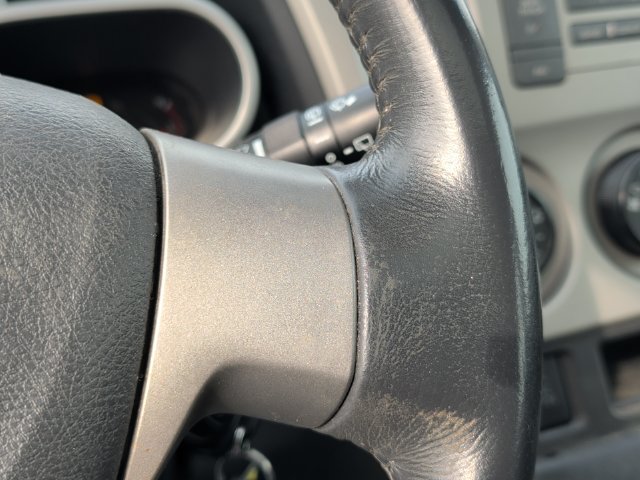Used 2009 Pontiac Vibe GT FWD image 18