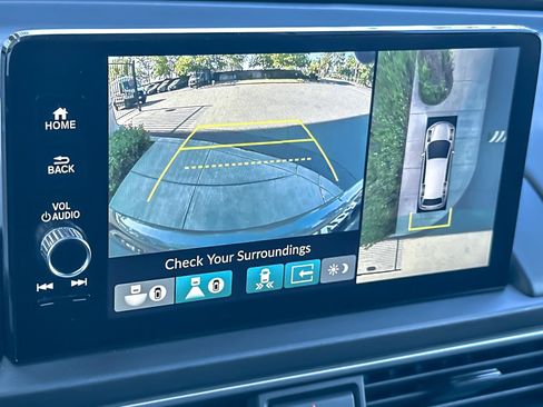 Used 2024 Honda Pilot Elite image 27