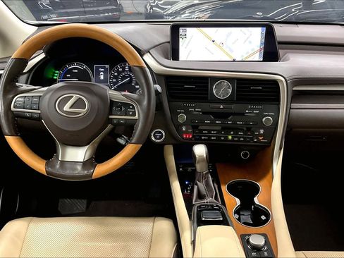 Used 2019 Lexus RX 450h w/ Navigation Package image 15