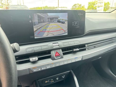 Used 2025 Kia K4 LXS image 26