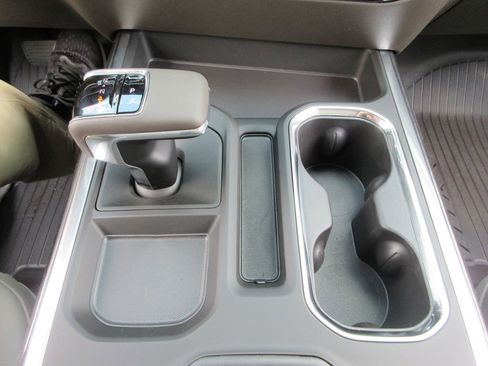 New 2026 Chevrolet Silverado 1500 LTZ w/ LTZ Premium Package AWD/4WD image 31