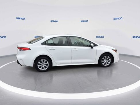 Used 2023 Toyota Corolla LE FWD image 9