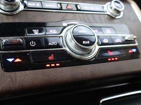 Used 2020 Lincoln Aviator Reserve image 30