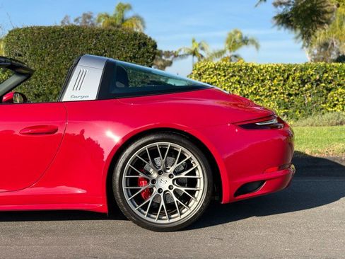 Used 2017 Porsche 911 Targa 4S image 4