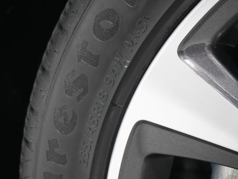 Used 2020 Ford Fusion SE image 23