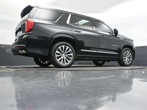 Used 2021 GMC Yukon Denali w/ Denali Premium Package image 48