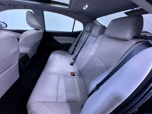 Used 2025 Toyota Camry XLE image 34