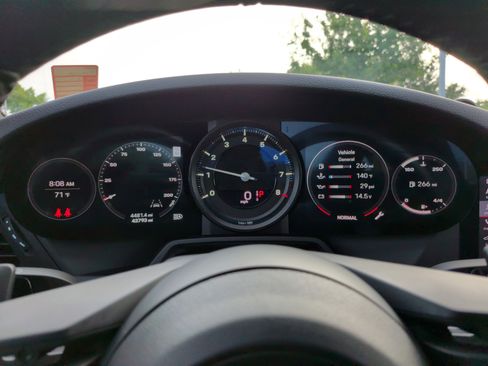Used 2020 Porsche 911 Carrera RWD image 15
