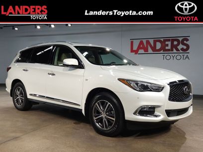 Used 2019 INFINITI QX60 Luxe w/ Essential Package