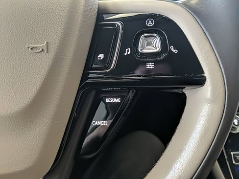 Certified 2021 Lincoln Corsair FWD w/ Equipment Group 101A image 16