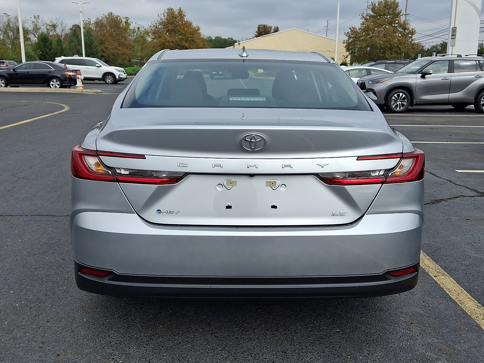 Used 2026 Toyota Camry LE w/ Convenience Package FWD image 5
