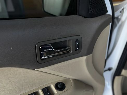Used 2007 Ford Fusion SE FWD image 22