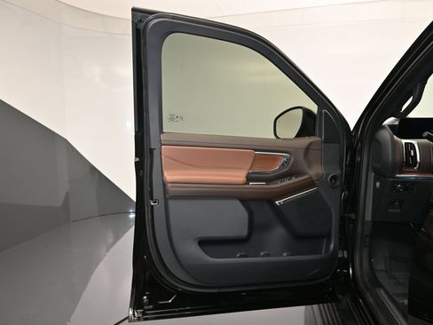 New 2026 Ford Expedition King Ranch AWD/4WD image 10