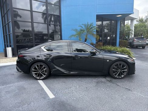 Used 2022 Lexus IS 350 F Sport RWD image 9