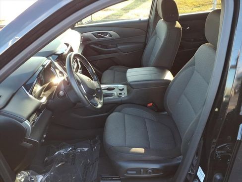 Certified 2023 Chevrolet Traverse LT image 25