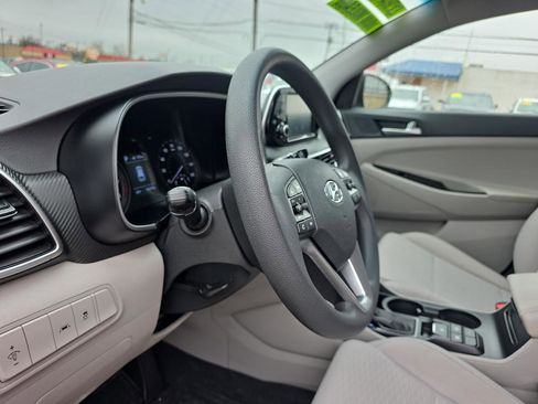 Used 2021 Hyundai Tucson SE image 12
