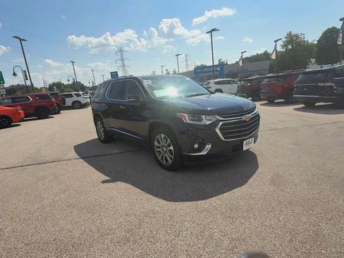 Certified 2020 Chevrolet Traverse Premier w/ LPO, Floor Liner Package AWD/4WD image 2