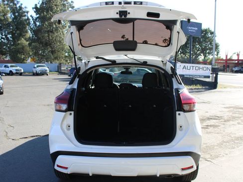 Used 2023 Nissan Kicks S FWD image 26