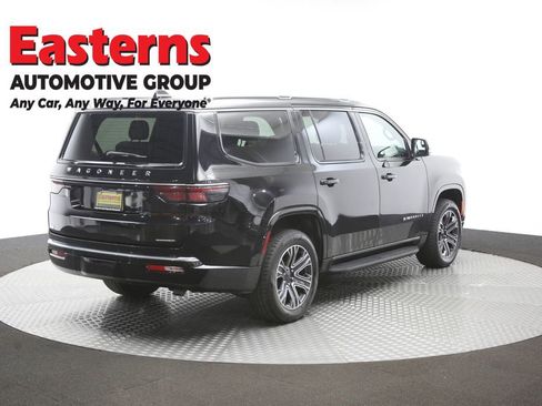Used 2024 Jeep Wagoneer Series II AWD/4WD image 43