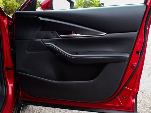 Used 2023 MAZDA CX-30 AWD 2.5 S w/ Select Package image 11