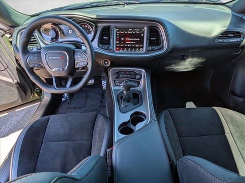 Used 2022 Dodge Challenger R/T Scat Pack RWD image 15