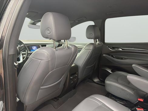 Used 2024 Buick Enclave Premium image 15