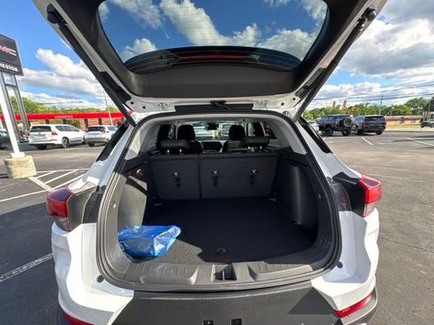 New 2026 Chevrolet TrailBlazer LT w/ Convenience Package AWD/4WD image 9