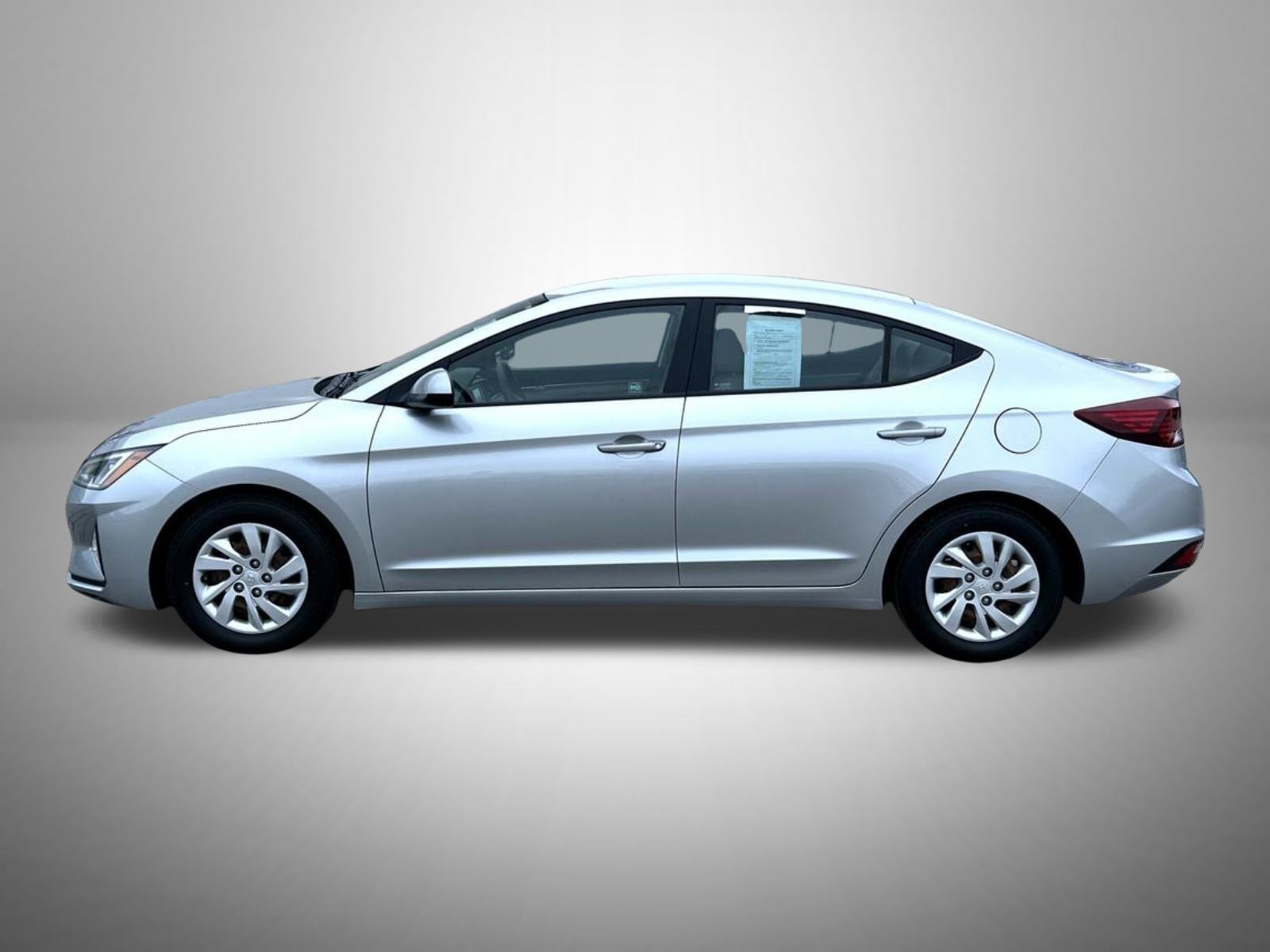 Used 2020 Hyundai Elantra SE FWD image 9