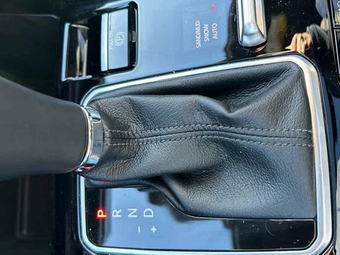 Used 2025 Jeep Compass Limited w/ Sun & Sound Group image 41