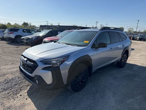 Used 2024 Subaru Outback Onyx Edition AWD/4WD image 1