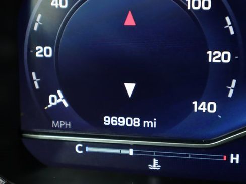 Used 2022 Chevrolet Silverado 1500 RST image 37