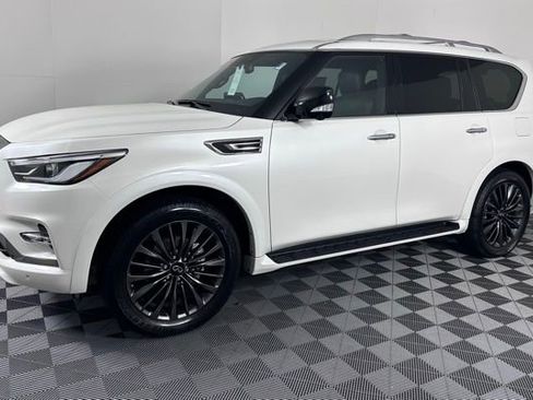 Certified 2024 INFINITI QX80 Sensory image 4