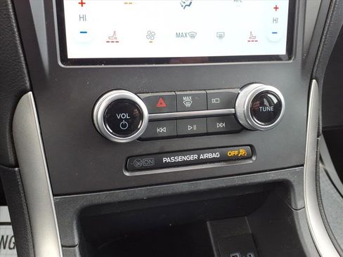 Used 2021 Ford Edge SEL w/ Convenience Package image 23