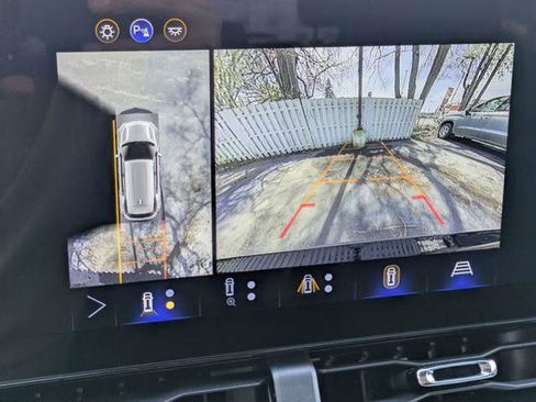 New 2026 Chevrolet Equinox LT image 18