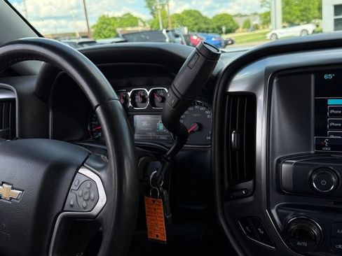 Used 2017 Chevrolet Silverado 1500 LT w/ All Star Edition AWD/4WD image 10