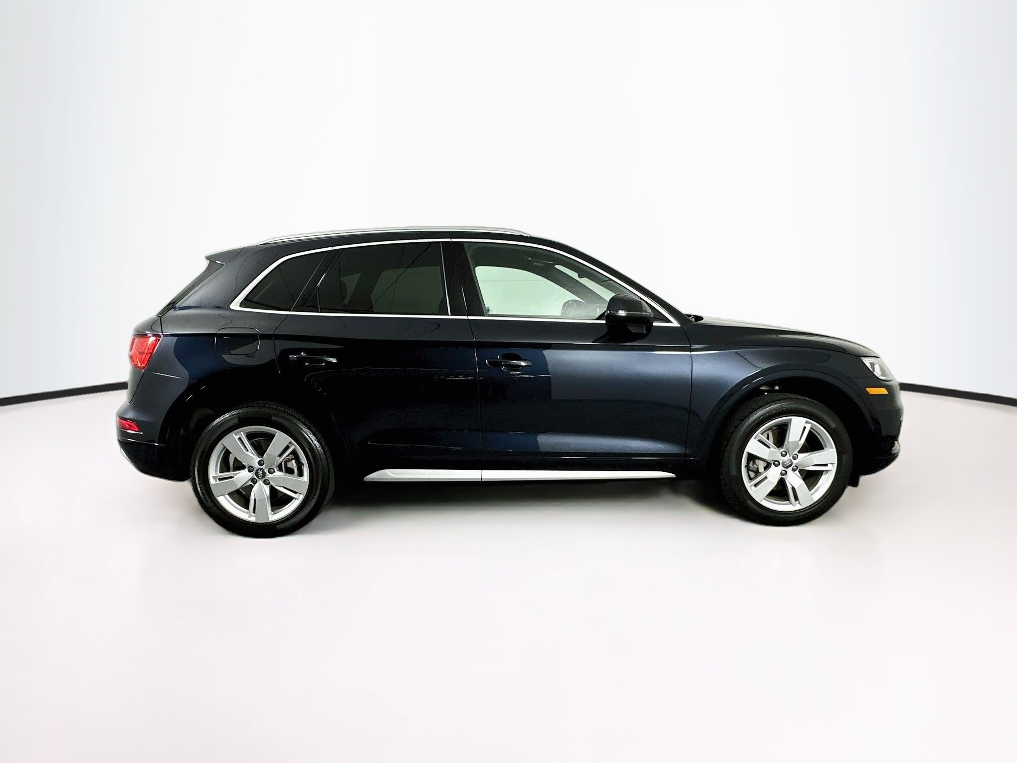 Used 2018 Audi Q5 2.0T Premium Plus AWD/4WD image 10